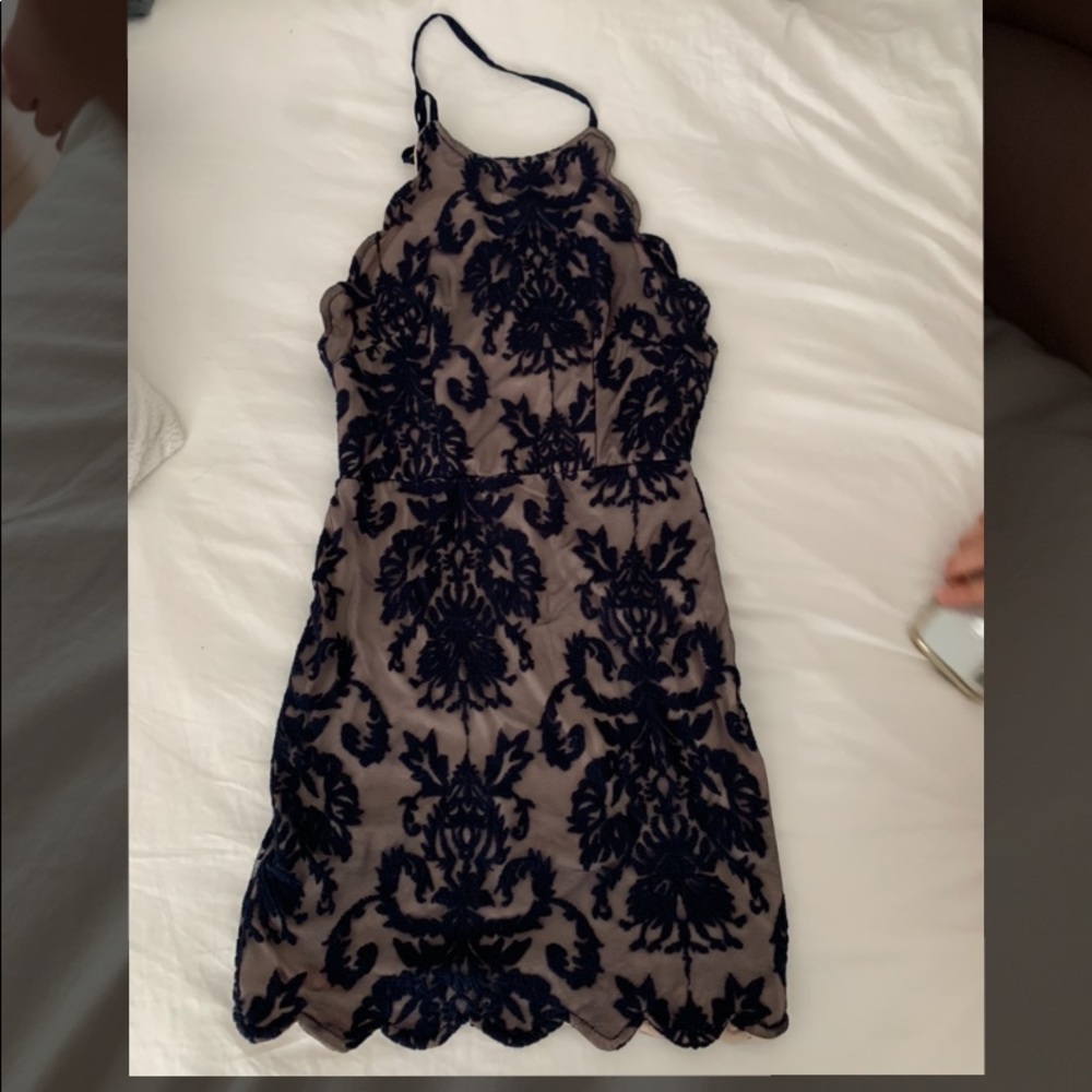 Navy lace bodycon Xenia dress